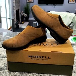 Super Comfy Women's Slip On  Shoes By MERRELL PERFORMANCE FOOTWEAR. New W/Box